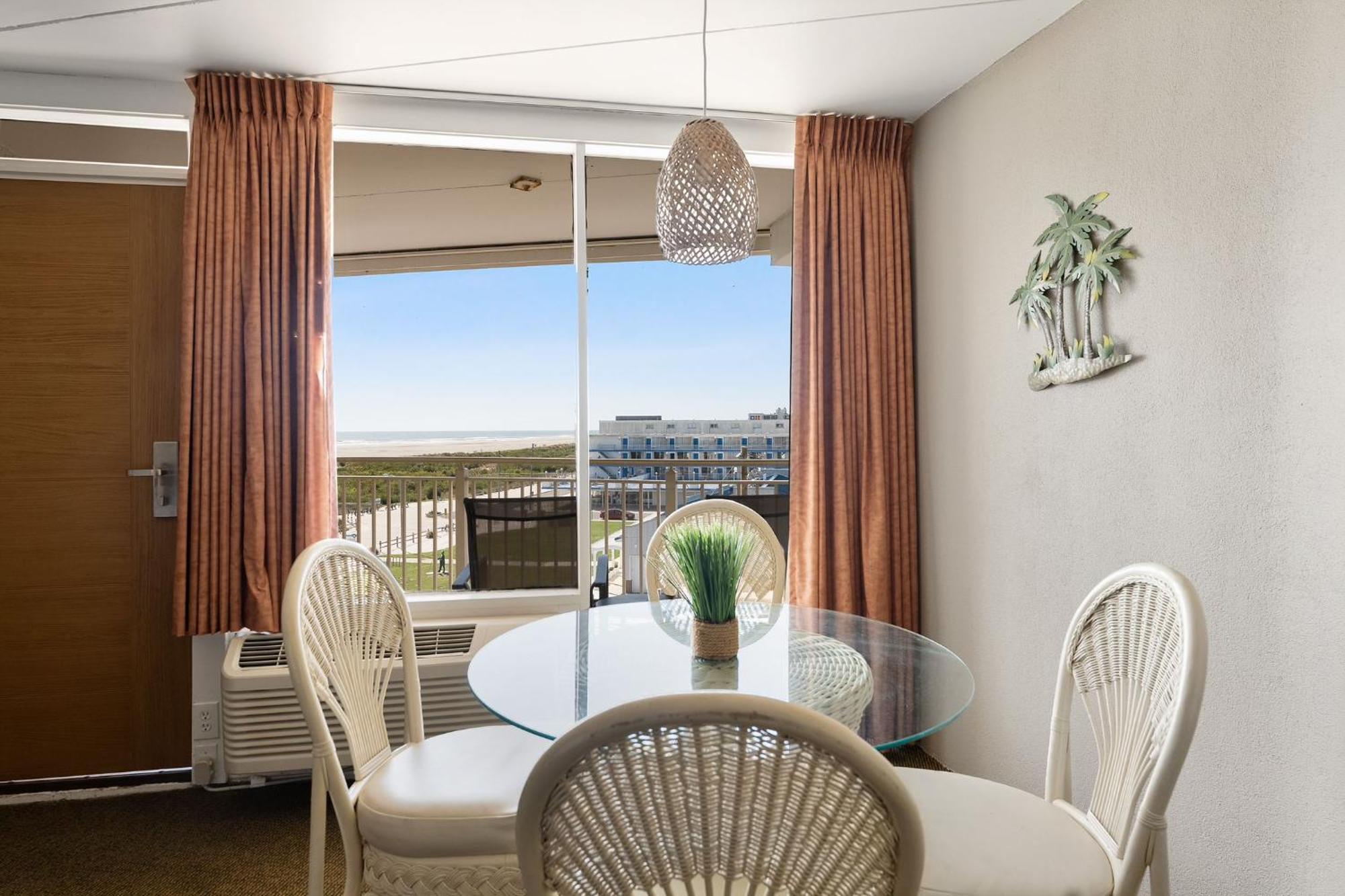 Waikiki Oceanfront Inn Wildwood Crest Exterior photo